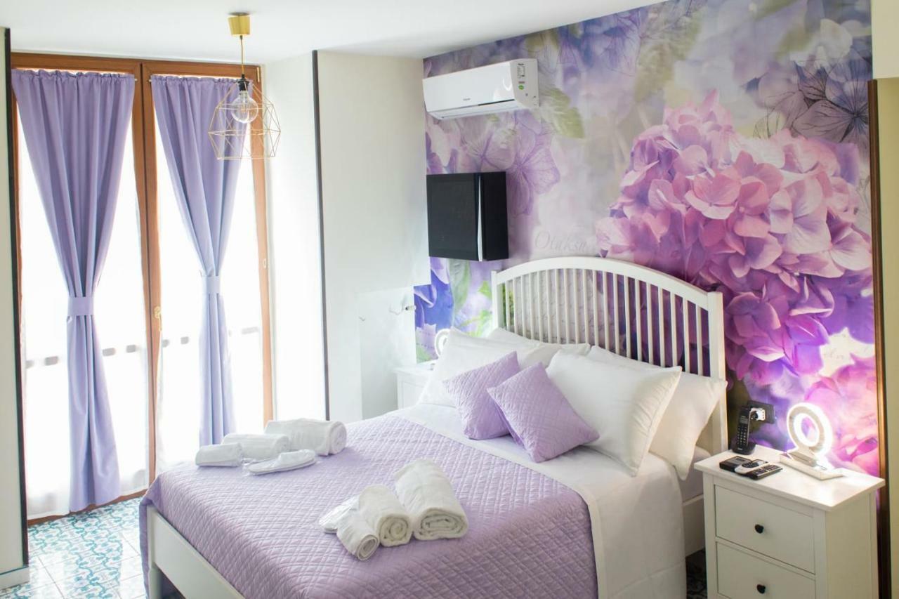 Bed Boutique Napoli Colors Hotel Luaran gambar